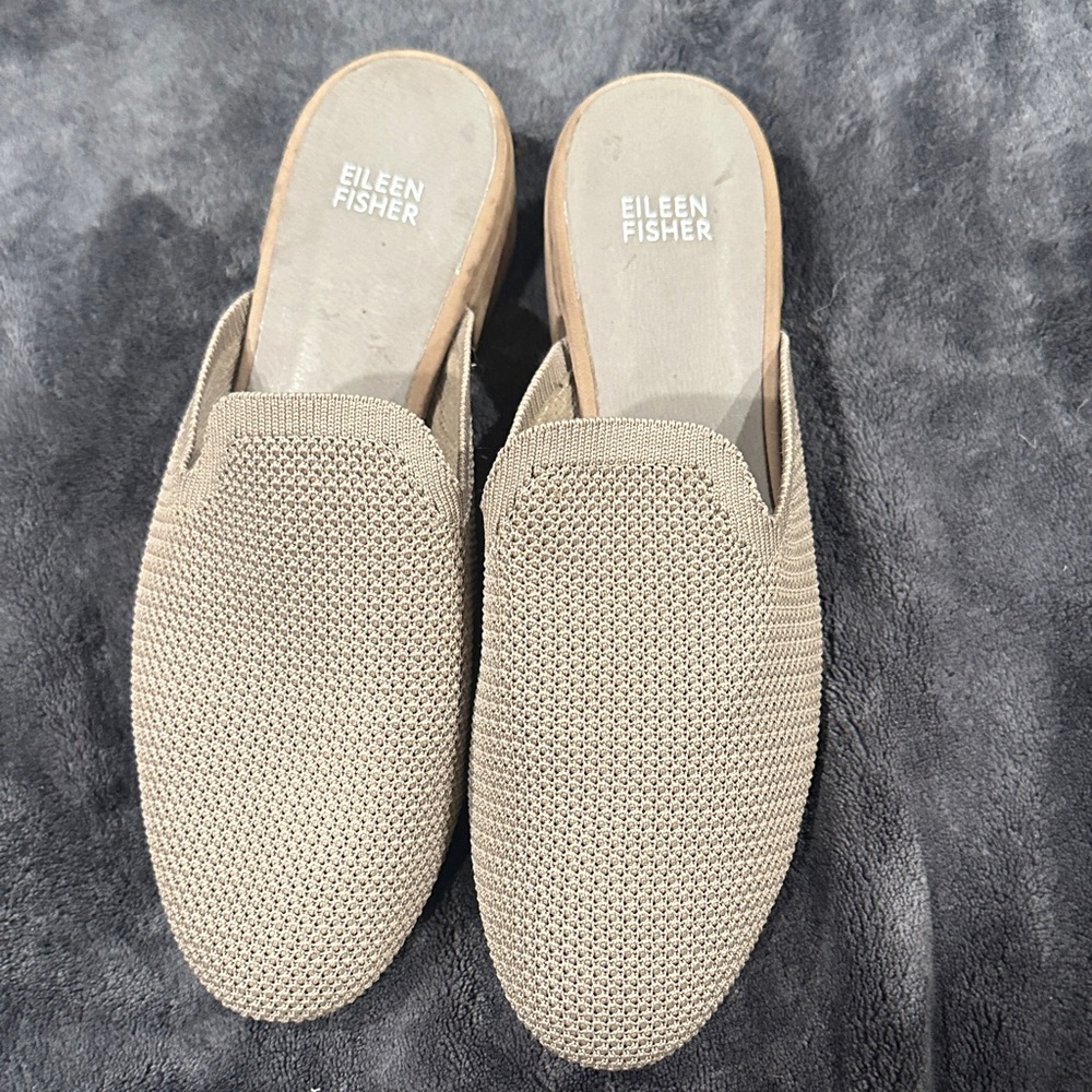 Eileen Fisher women  Beige Loafers